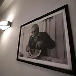 La Casa De Profesor 3 كالامباكا